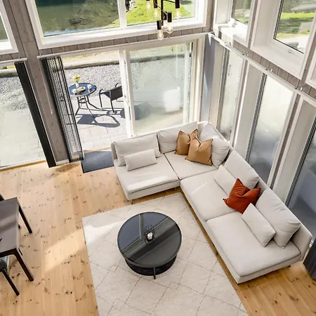 Mathias By Interhome