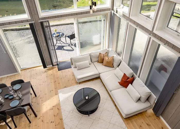 Mathias By Interhome